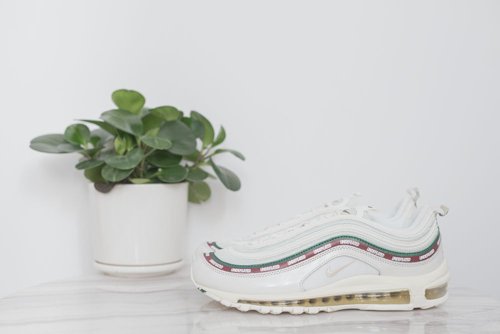 MAX 97 Undefeated x nike air Max 97 OG White
